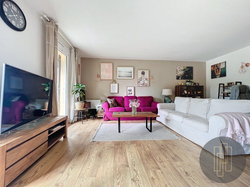 Achat appartement à vendre 5 pièces 115 m² - Villefranche-sur-Saône