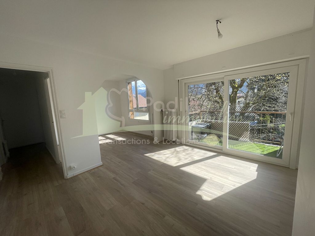 Achat appartement à vendre 3 pièces 63 m² - Cluses