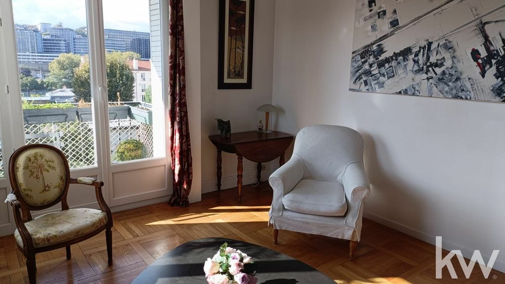 Achat appartement à vendre 4 pièces 72 m² - Boulogne-Billancourt