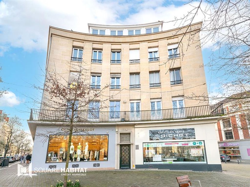 Achat appartement à vendre 4 pièces 143 m² - Valenciennes