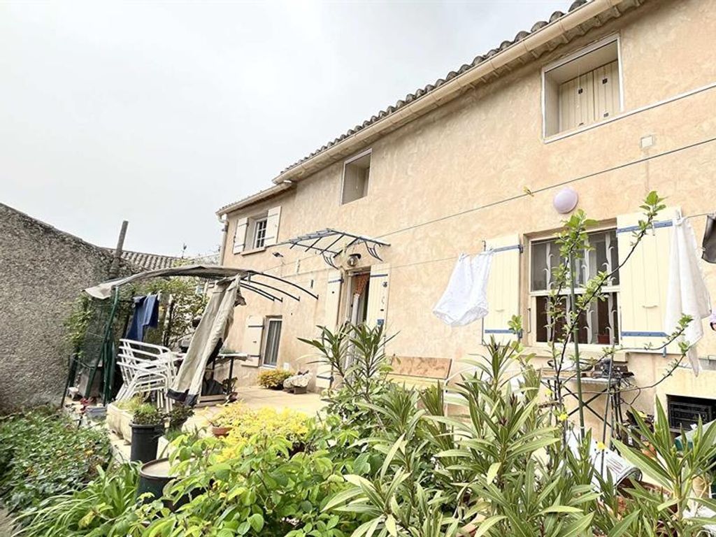 Achat maison à vendre 4 chambres 141 m² - Beaumettes