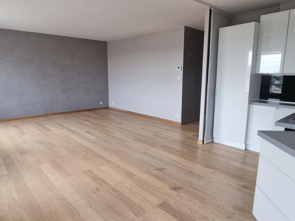 Achat appartement à vendre 6 pièces 98 m² - Angers