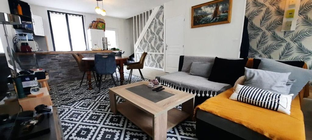 Achat maison à vendre 3 chambres 88 m² - Saint-Quentin