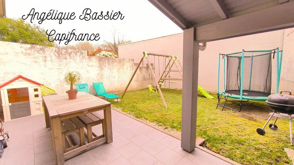 Achat maison à vendre 3 chambres 97 m² - Loire-sur-Rhône