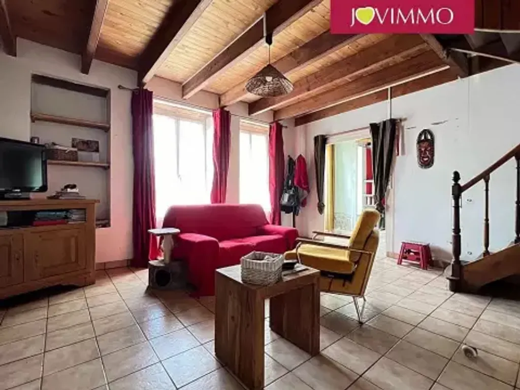 Achat maison 2 chambre(s) - Lussac-les-Châteaux