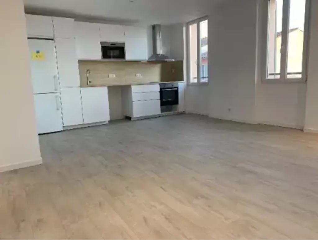 Achat appartement à vendre 2 pièces 47 m² - Sainte-Maxime