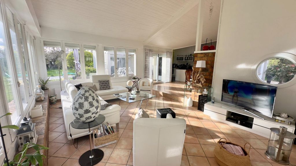 Achat maison à vendre 4 chambres 142 m² - Lésigny