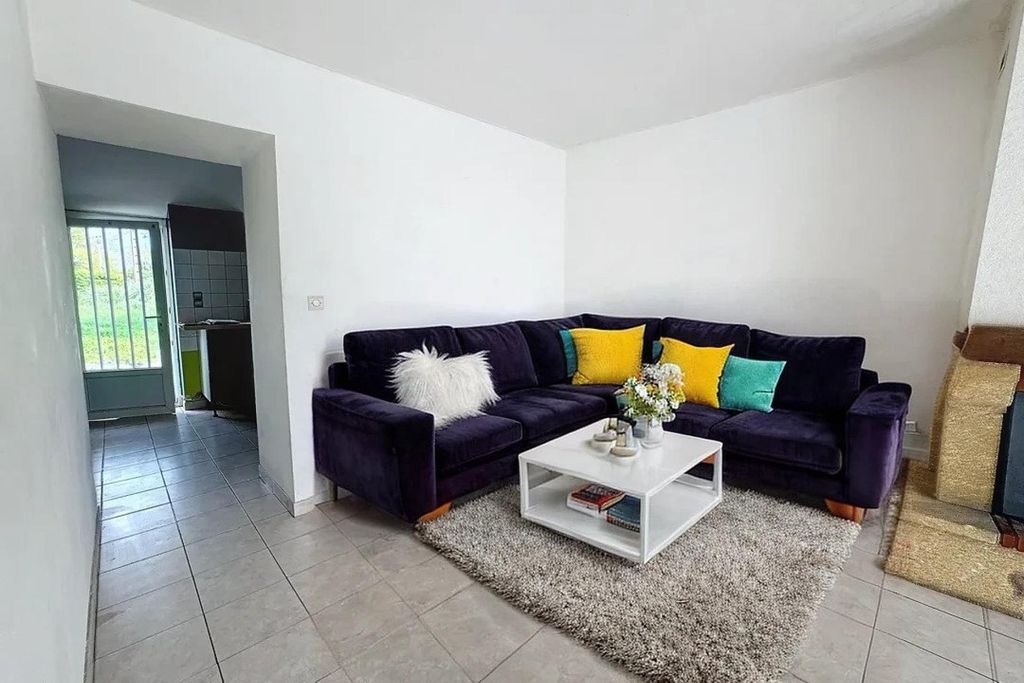 Achat maison à vendre 2 chambres 68 m² - Sablé-sur-Sarthe