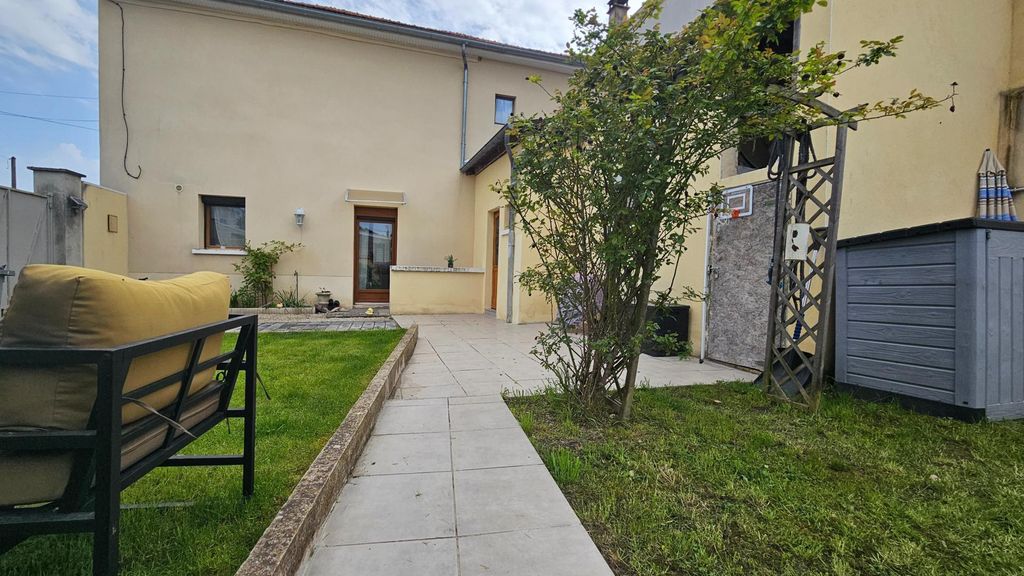 Achat maison à vendre 3 chambres 81 m² - Reims