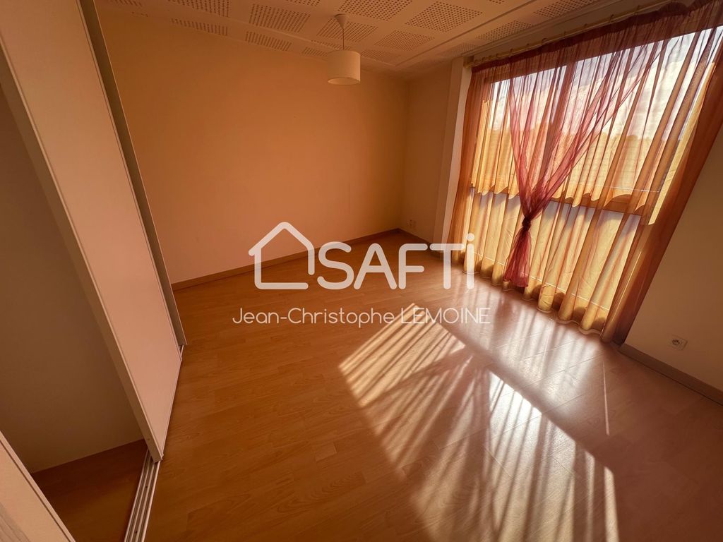 Achat appartement à vendre 3 pièces 85 m² - Château-Gontier