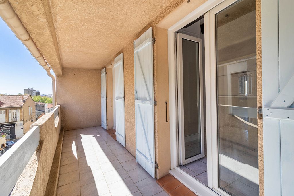 Achat maison à vendre 4 chambres 105 m² - Marseille 3ème arrondissement