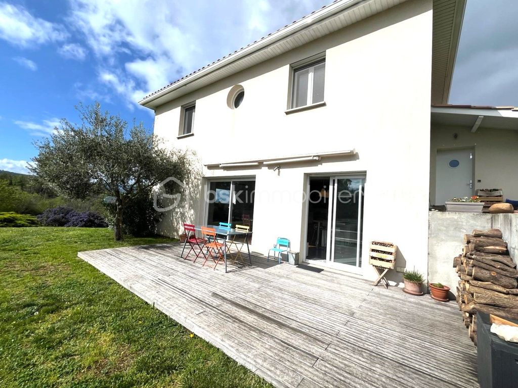 Achat maison à vendre 4 chambres 143 m² - Laveyron