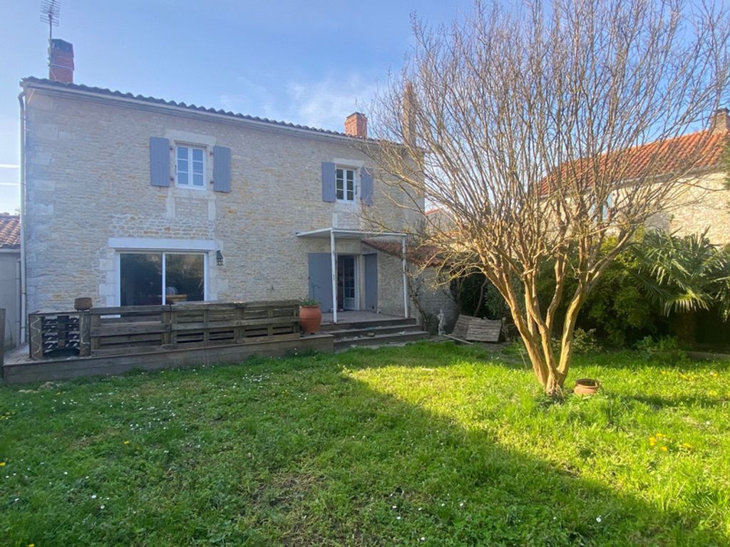 Achat maison à vendre 3 chambres 106 m² - Champagné-les-Marais