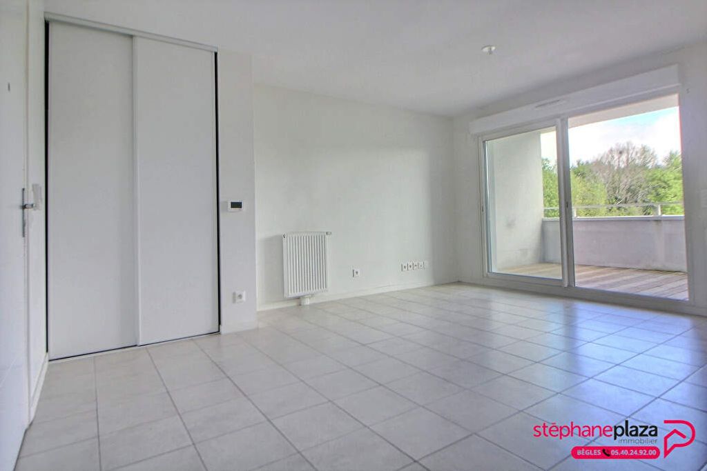 Achat appartement à vendre 2 pièces 40 m² - Villenave-d'Ornon