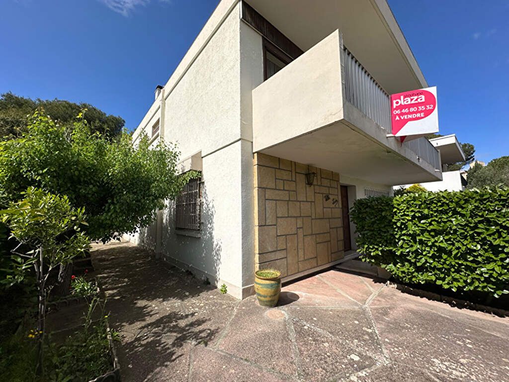 Achat maison à vendre 3 chambres 160 m² - Montpellier