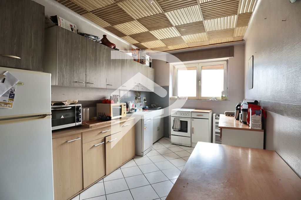 Achat maison à vendre 4 chambres 140 m² - Freistroff