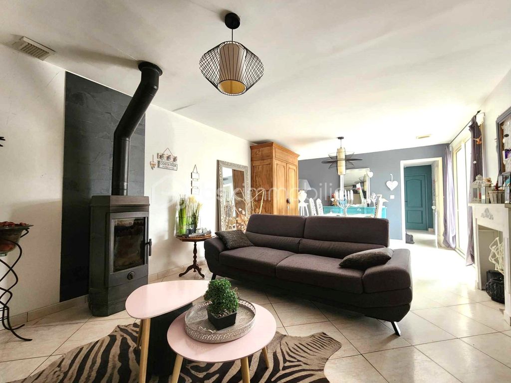 Achat maison à vendre 4 chambres 135 m² - Pézenas