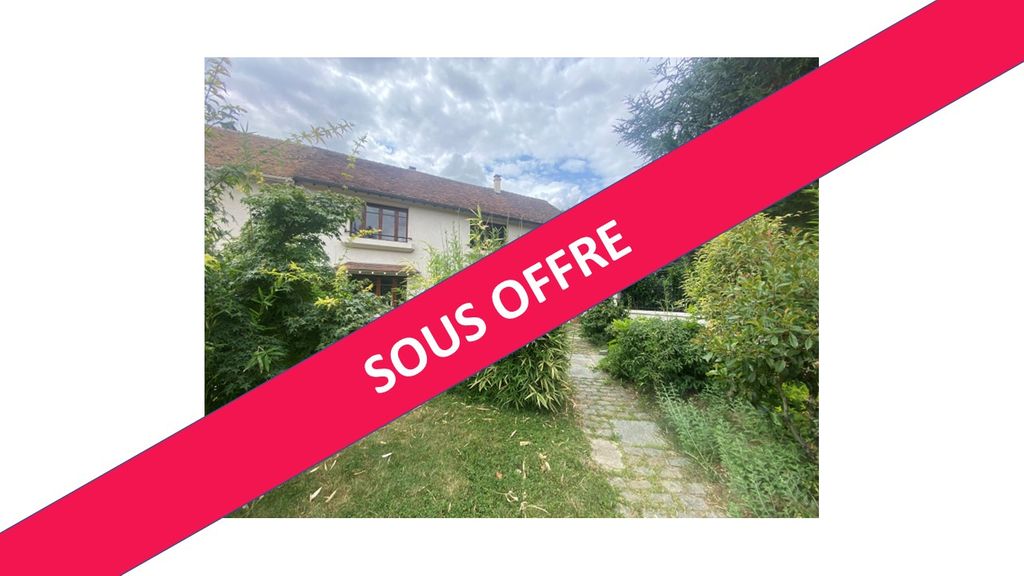 Achat maison à vendre 4 chambres 229 m² - Soignolles-en-Brie