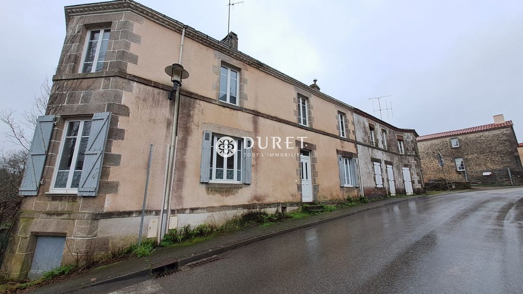 Achat maison à vendre 4 chambres 150 m² - La Roche-sur-Yon