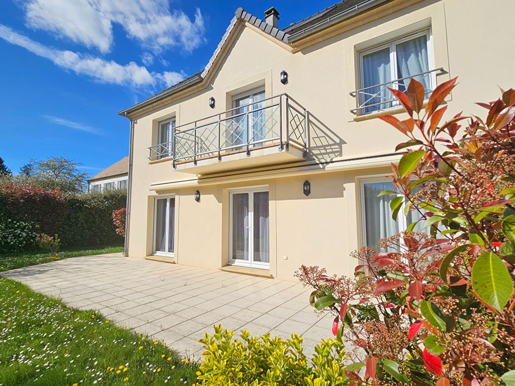 Achat maison à vendre 5 chambres 278 m² - Saint-Rémy-lès-Chevreuse