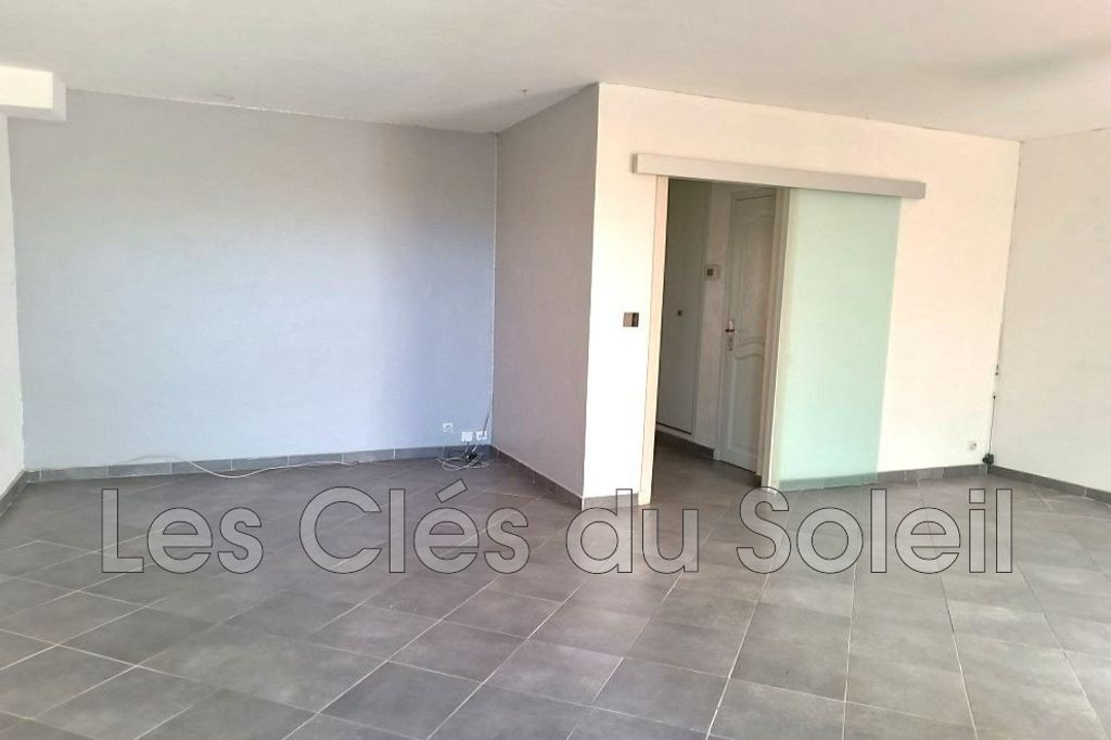 Achat maison à vendre 3 chambres 86 m² - La Valette-du-Var