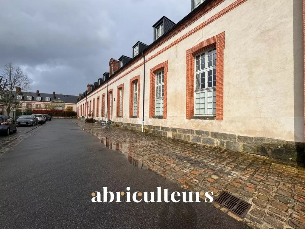 Achat appartement à vendre 3 pièces 102 m² - Fontainebleau