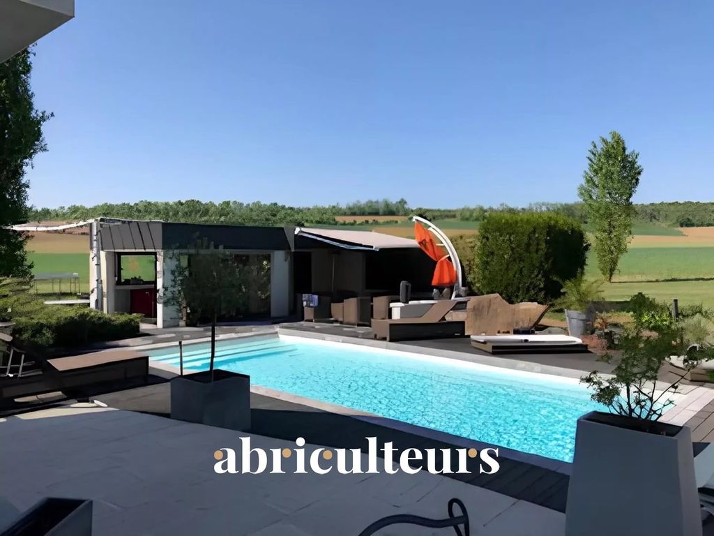 Achat appartement à vendre 6 pièces 270 m² - Arcy-Sainte-Restitue
