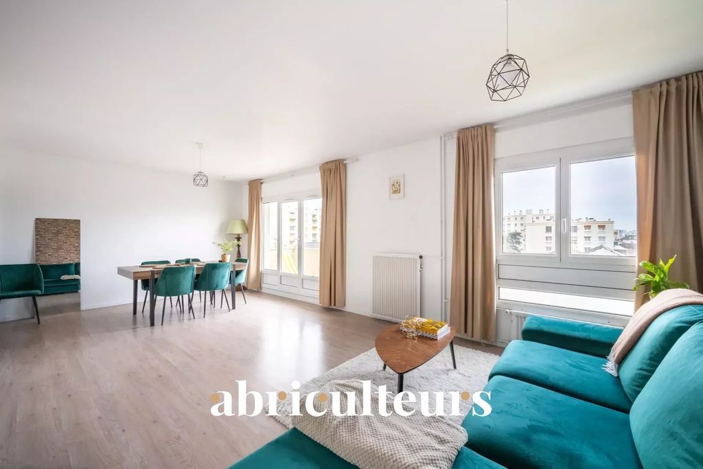 Achat appartement à vendre 5 pièces 89 m² - Houilles