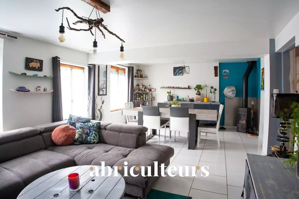 Achat appartement à vendre 4 pièces 77 m² - Esquennoy