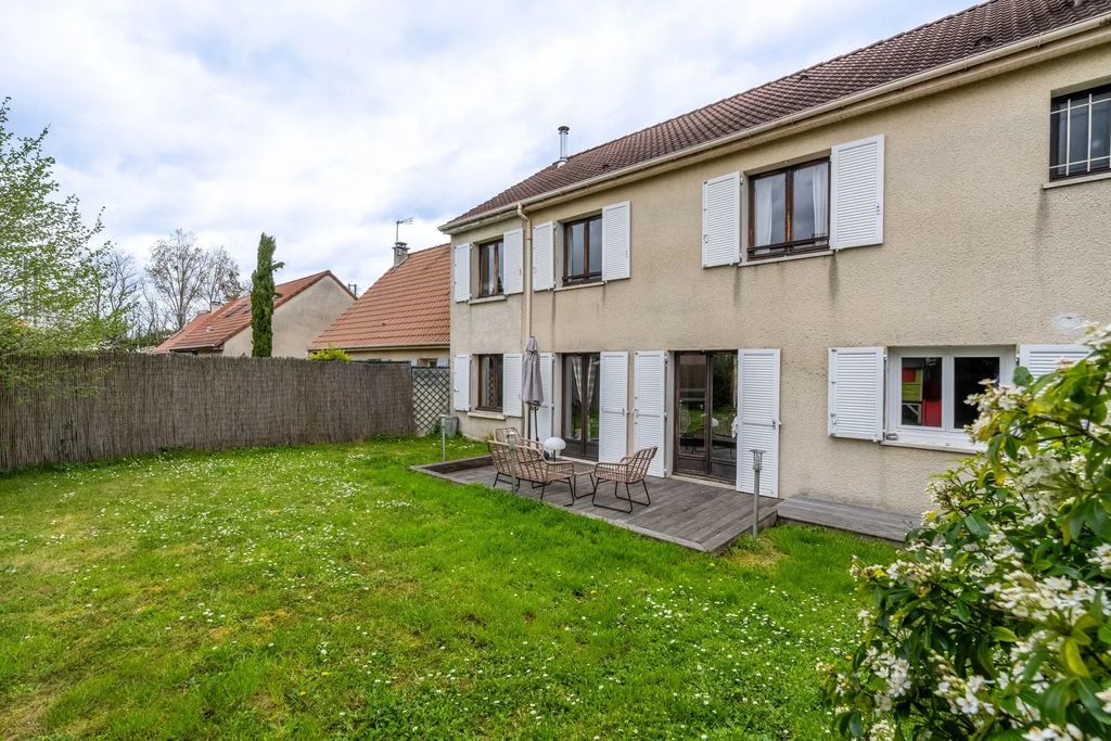 Achat appartement à vendre 9 pièces 152 m² - Poissy