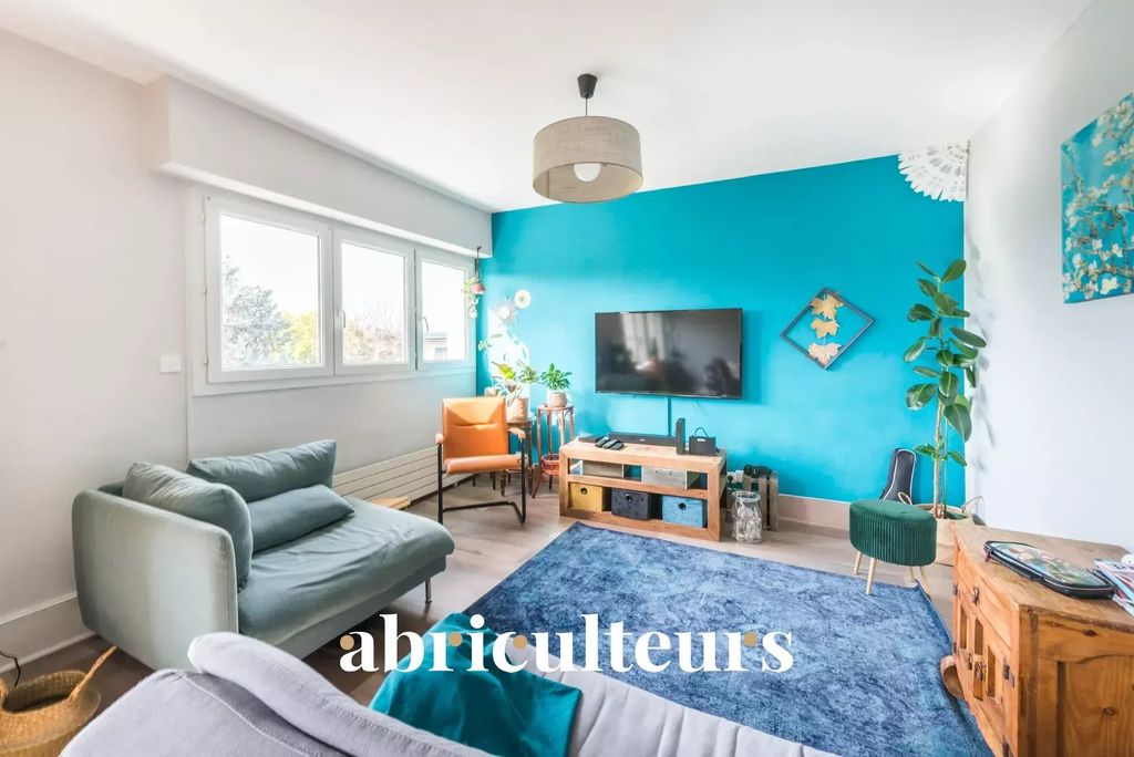 Achat appartement à vendre 4 pièces 69 m² - Sainte-Geneviève-des-Bois