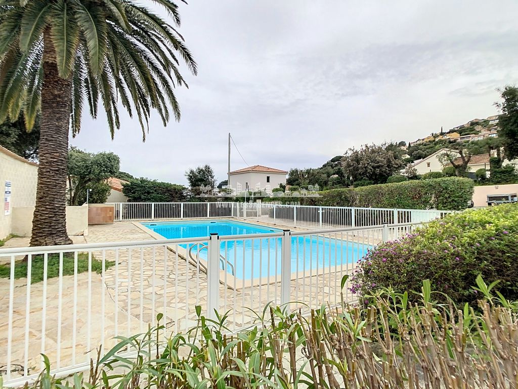 Achat maison à vendre 1 chambre 40 m² - Cavalaire-sur-Mer