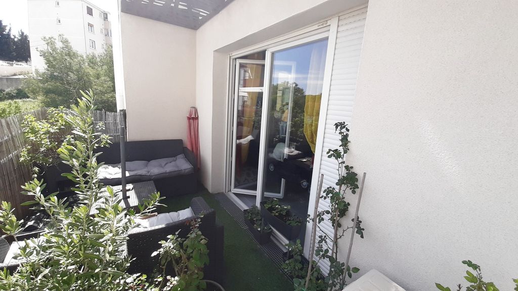 Achat appartement à vendre 2 pièces 44 m² - La Seyne-sur-Mer