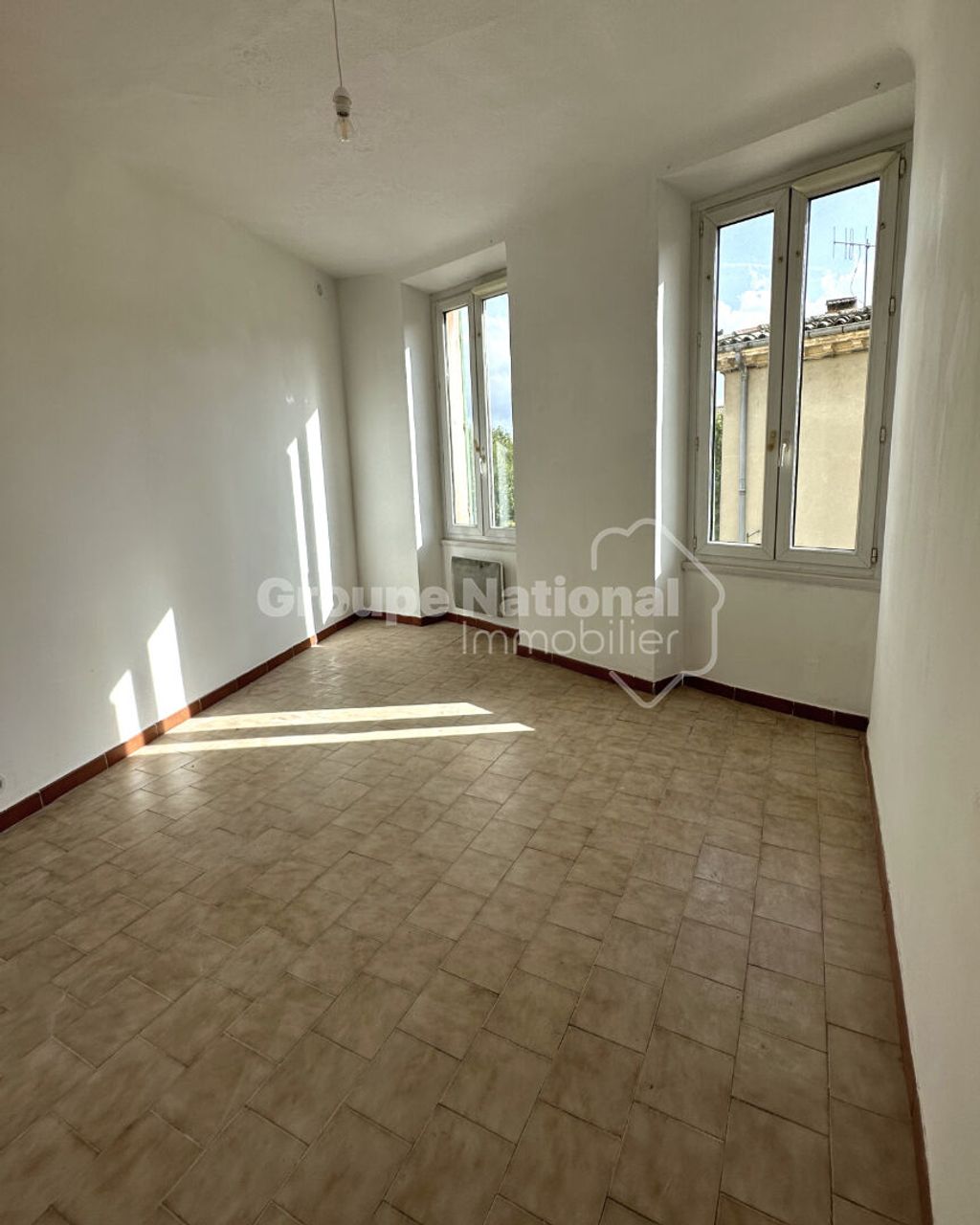 Achat appartement à vendre 4 pièces 83 m² - Le Luc