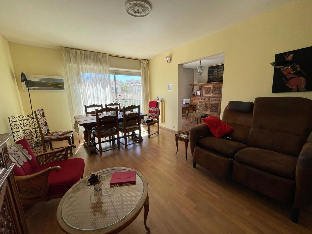 Achat appartement à vendre 5 pièces 91 m² - Toulon