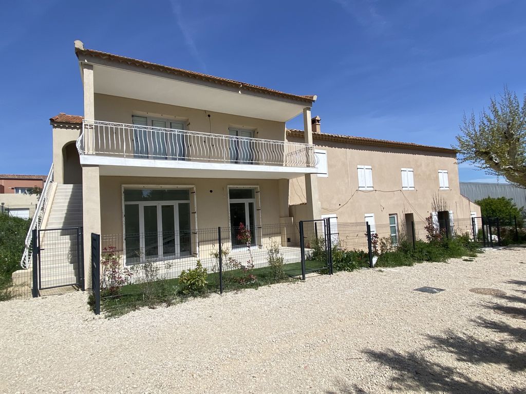 Achat appartement à vendre 4 pièces 85 m² - Sanary-sur-Mer