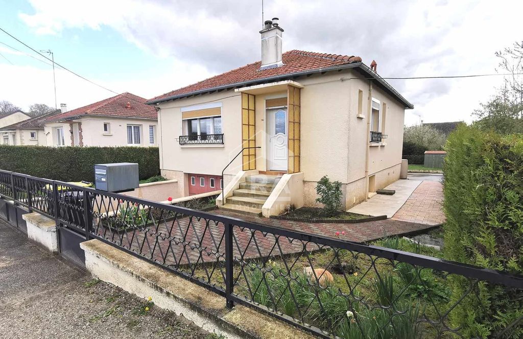 Achat maison à vendre 2 chambres 58 m² - Liez