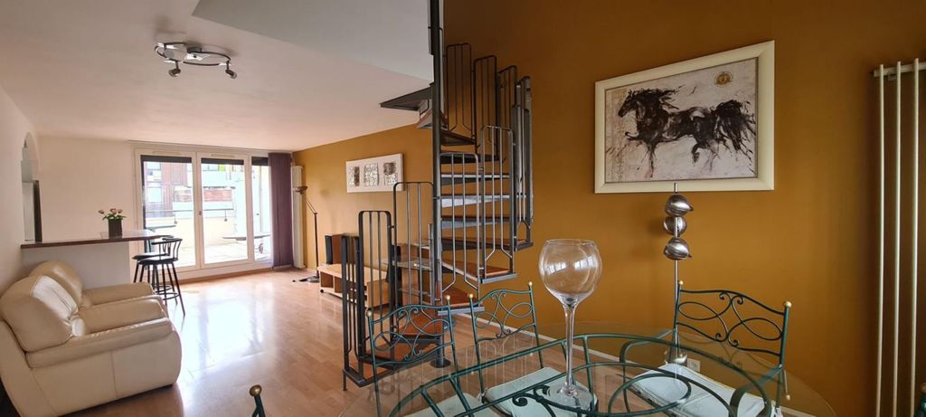 Achat triplex à vendre 5 pièces 80 m² - Savigny-le-Temple