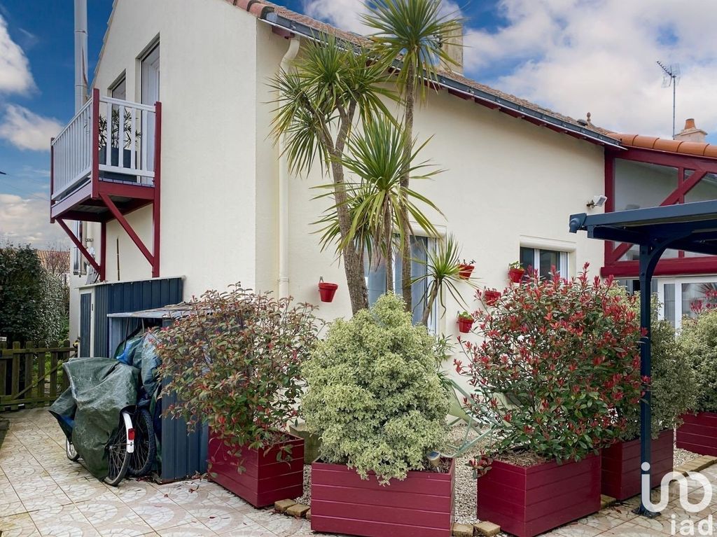 Achat maison à vendre 6 chambres 135 m² - Pornic