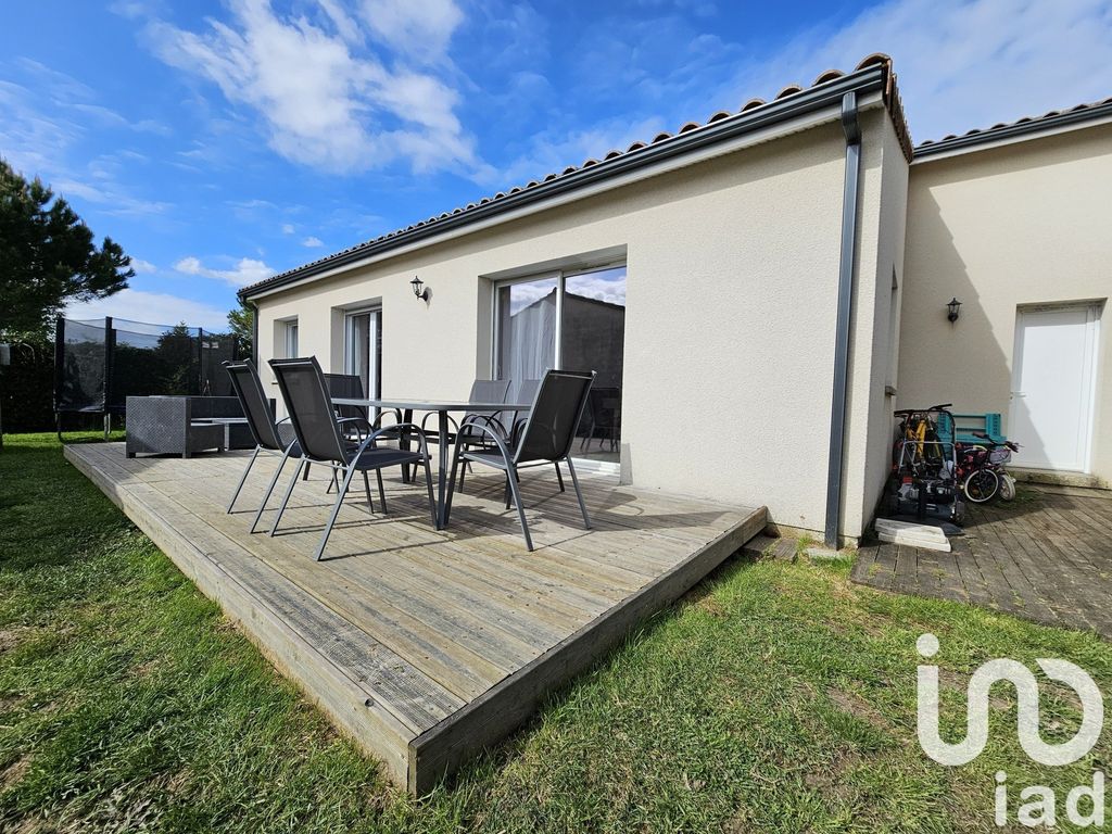 Achat maison à vendre 3 chambres 91 m² - Saint-Caprais-de-Bordeaux