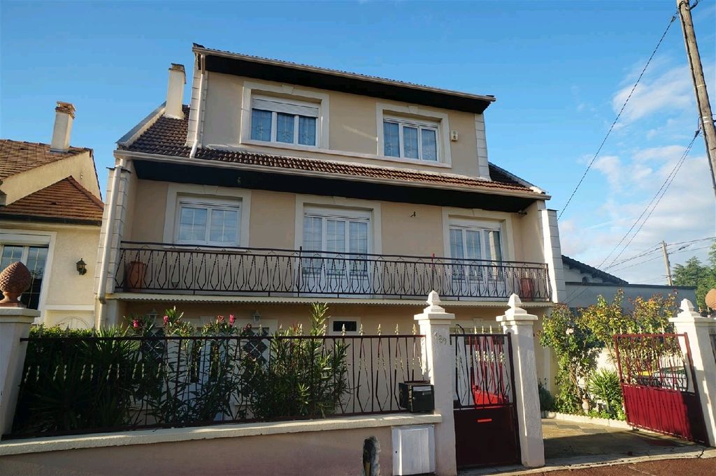 Achat maison à vendre 5 chambres 155 m² - Tremblay-en-France