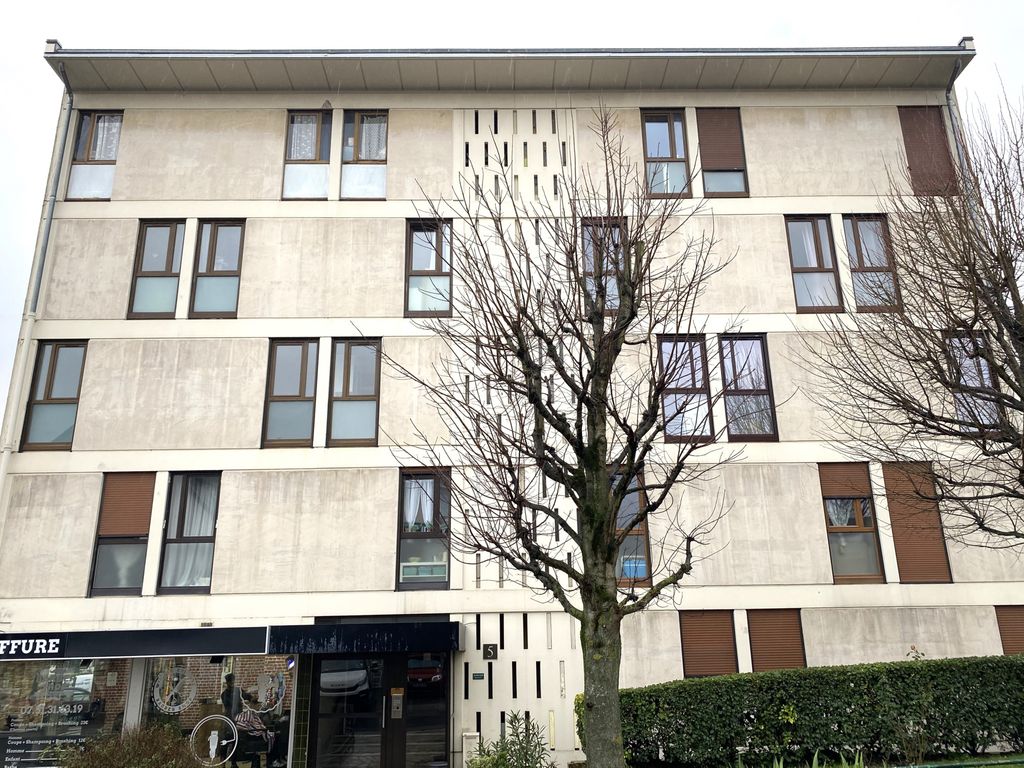 Achat appartement à vendre 5 pièces 88 m² - Wissous