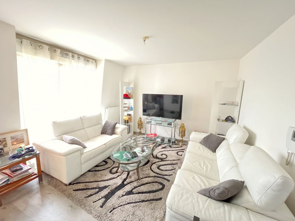 Achat appartement à vendre 2 pièces 38 m² - Le Plessis-Trévise