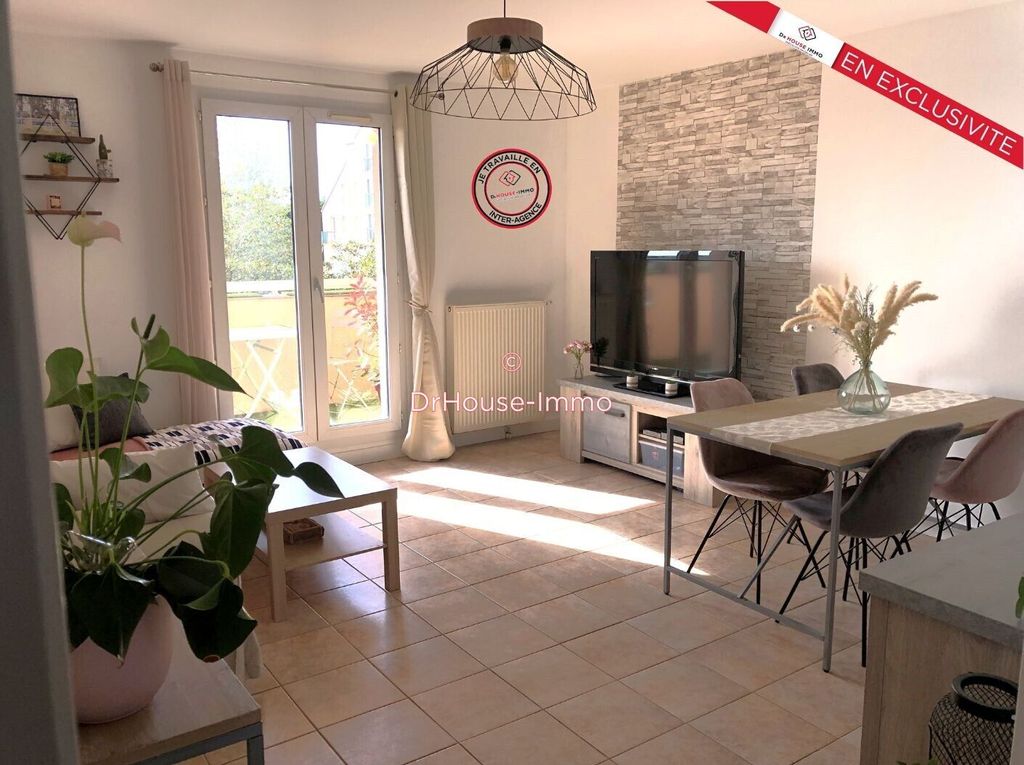 Achat appartement à vendre 2 pièces 53 m² - Issou