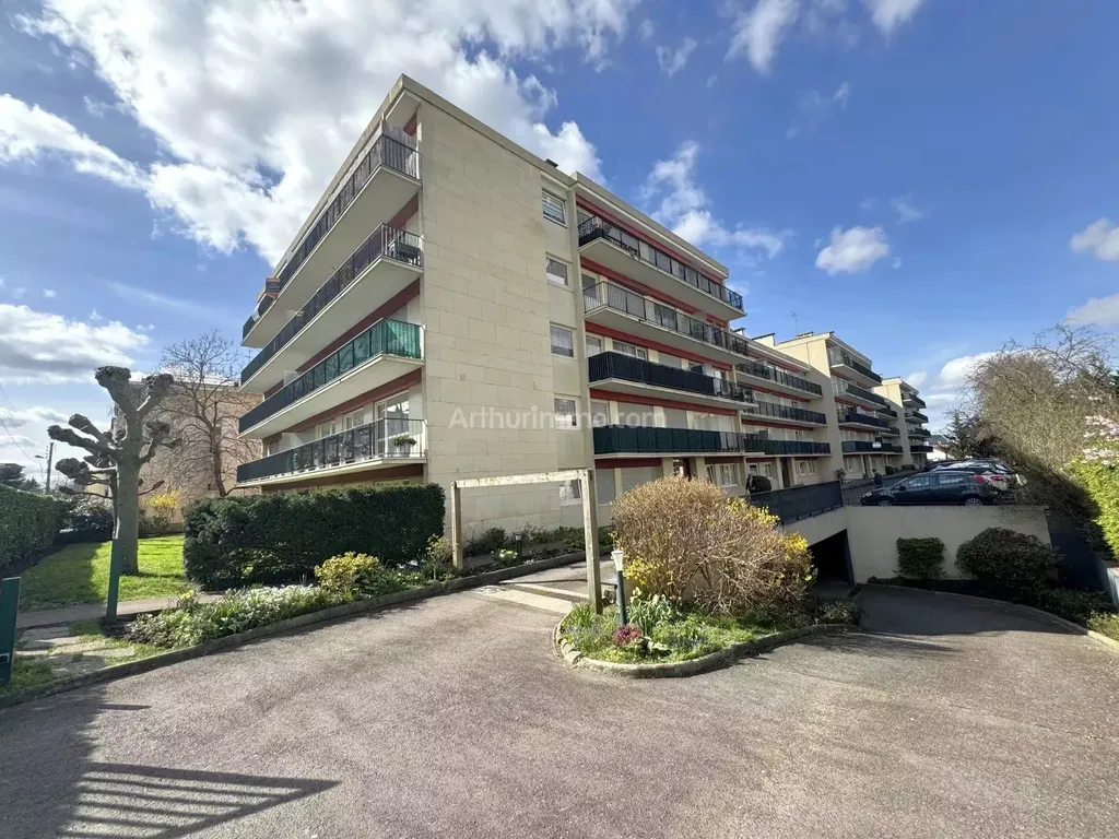 Achat appartement à vendre 2 pièces 40 m² - Livry-Gargan