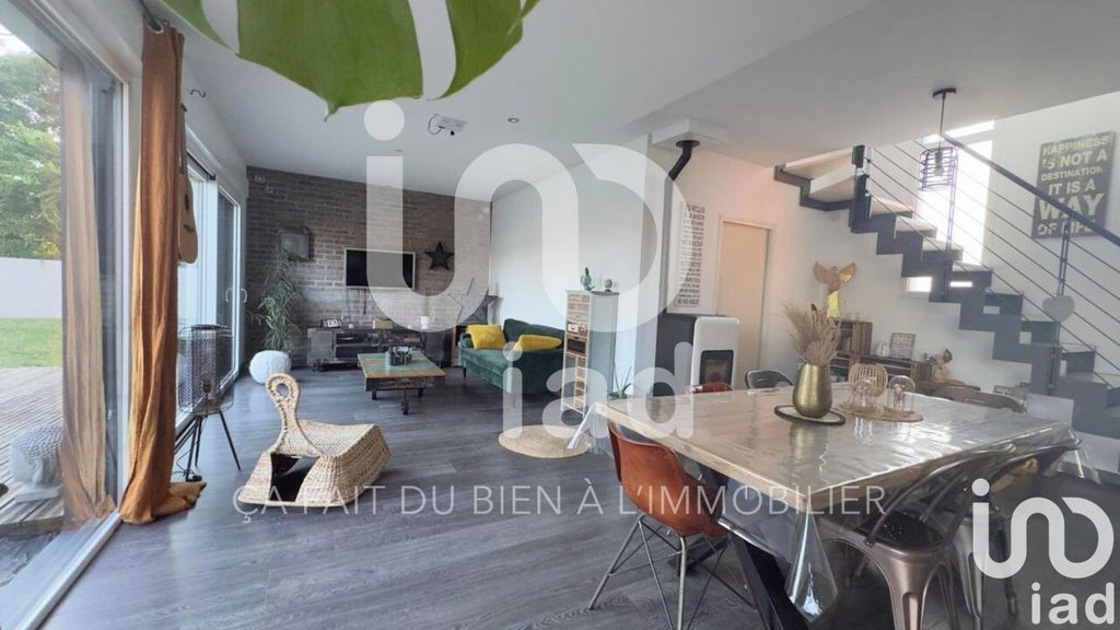 Achat maison à vendre 4 chambres 164 m² - La Rochelle