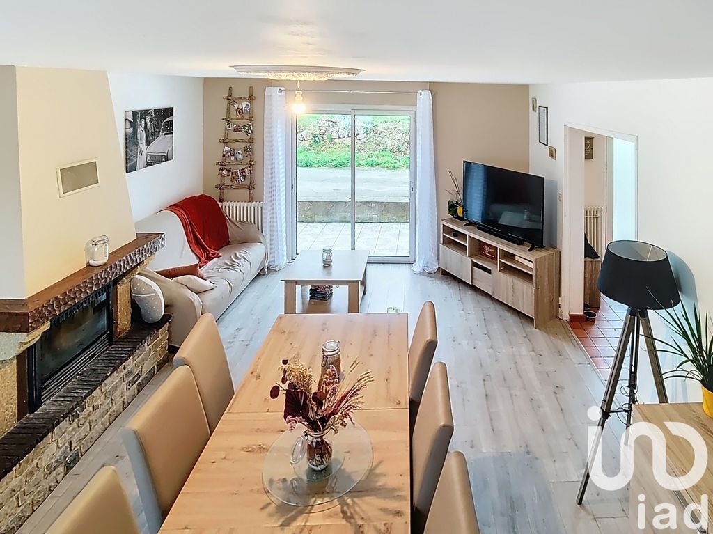 Achat maison à vendre 3 chambres 117 m² - Saint-Christophe-des-Bois