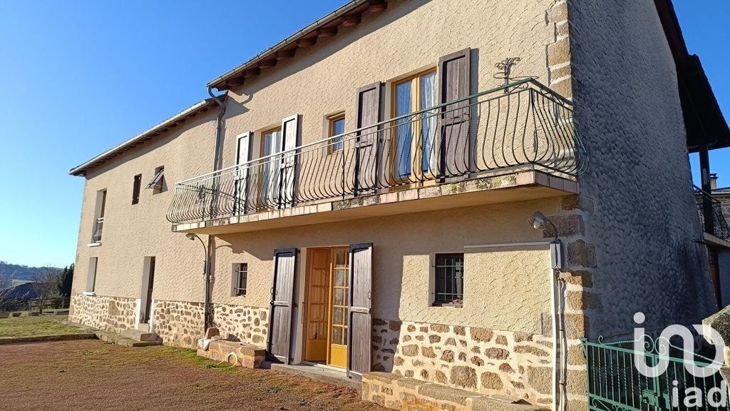 Achat maison à vendre 3 chambres 152 m² - Cros-de-Montvert