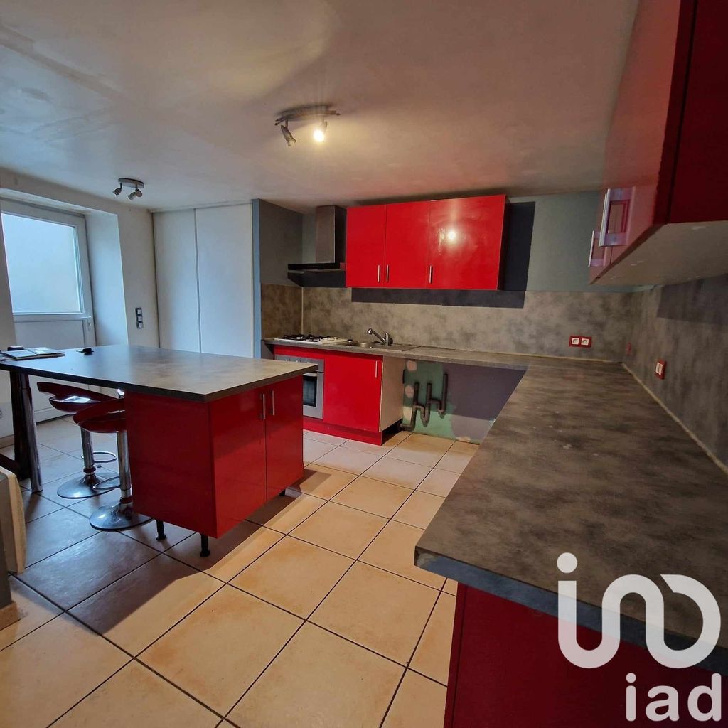 Achat maison à vendre 2 chambres 76 m² - Secondigny