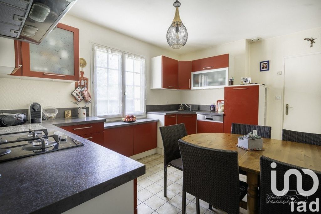 Achat maison à vendre 6 chambres 154 m² - Pont-Saint-Martin